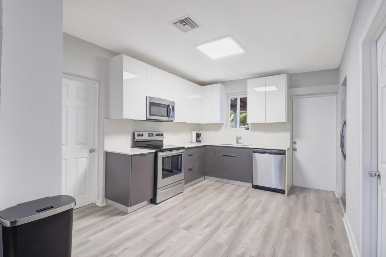 Spacious And Luxurious Home Centrally Located Between Miami And Ft. Lauderdale Miramar Εξωτερικό φωτογραφία
